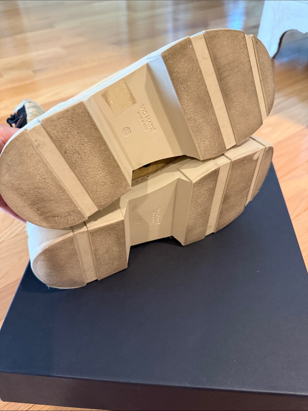 Vic Mati Women’s Boots View 5